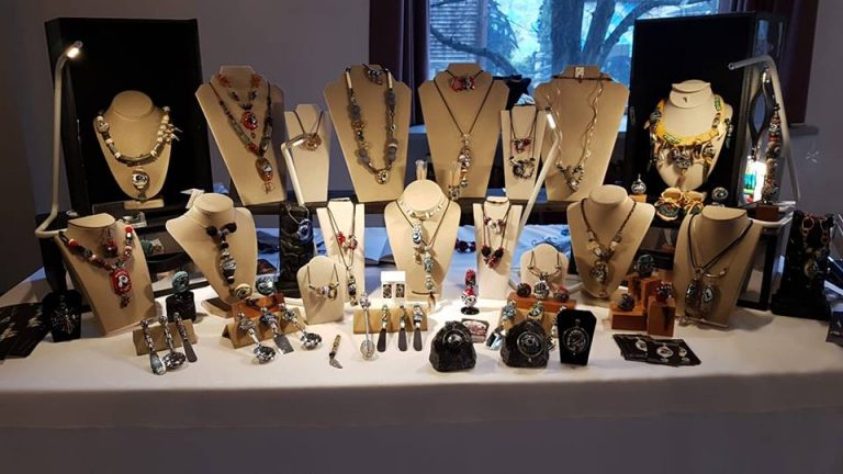 Bling! November 2018